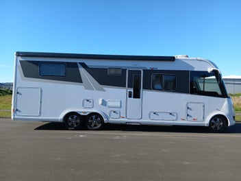 2026 Frankia Titan i890QD-island bed