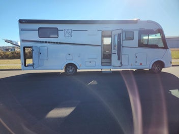 2026 Frankia Platin i8400QD - Island Bed photo 2