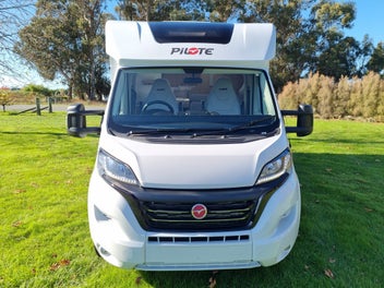 2026 Fiat Ducato Pilote P650C Rear Island Bed photo 2