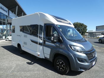2017 Swift Voyager 664 photo 2