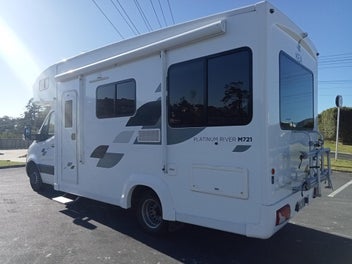 2022 Mercedes-Benz Kea Platinum M721 - 6 Berth photo 2