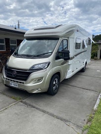 Hymer T698CL 4 Berth Fiat motorhome photo 1