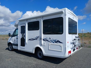 2026 Kea Breeze Elite M660 4 Berth photo 1