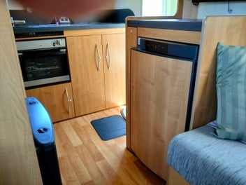 Ford Transit Tribute 2012 photo 2