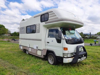 2002 Toyota Camroad Motorhome 5-berth photo 1