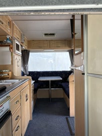 Ford Transit motorhome - 2003 photo 2
