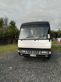 Mitsubishi Rosa Bus photo 1