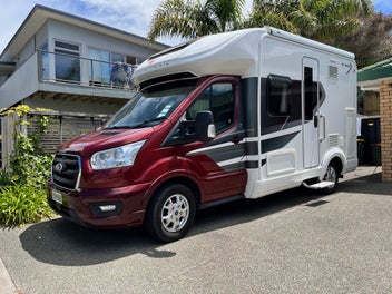 2022 Auto-Trail F60 4-berth photo 1