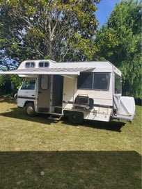 1993 ISUZU ELF CAMPER photo 1