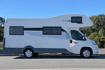 2016 Fiat Ducato Rambler | 6 Seatbelts photo 2