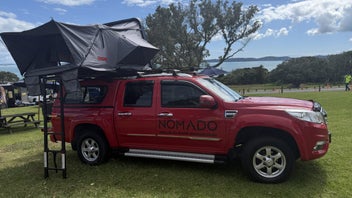 2020 Ute Camper with Rooftop Tent, solar, kitchen photo 1
