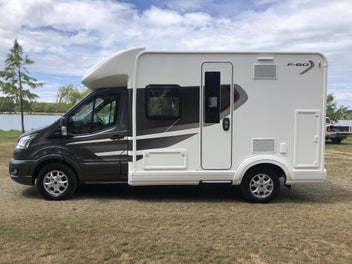 2023 Auto-Trail F-Line F60 - 2-Berth 130HP photo 2