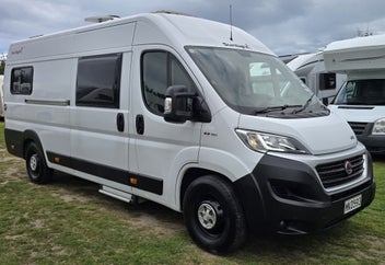 2019 Sunlight V690 V 690 photo 1