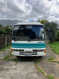1989 nissan civilian photo 2