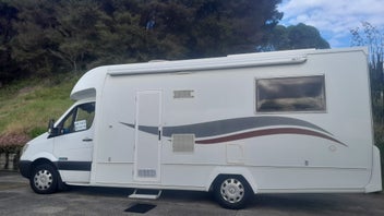 TrailLite Basecamp -Mercedes Benz Sprinter 2011 photo 2