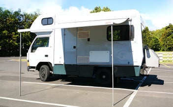 1996 Mitsubishi Canter Campervan photo 2