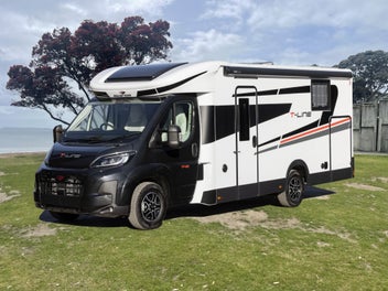 2026 Roller Team T-Line 740 Fiat Ducato 2.2L photo 1