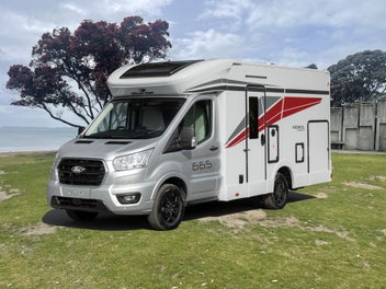 2026 Roller Team Kronos Compact 665 Ford Transit photo 1