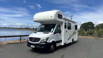 2018 Talvor Euro Deluxe Mercedes-Benz 2.2L photo 1