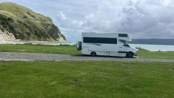 Mercedes-Benz Sprinter photo 2