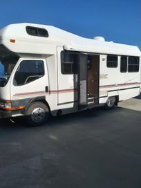 Mitsubishi Canter Motorhome photo 1