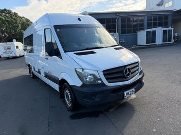 2018 Mercedes-Benz Sprinter 2 berth photo 1