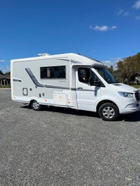 2022 mercedes sprinter photo 1