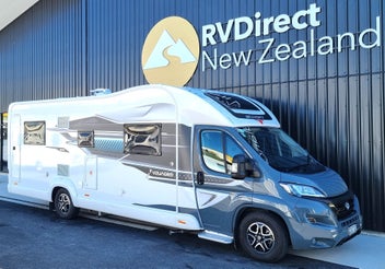 2023 Swift Voyager 674 5 Berth Motorhome photo 2