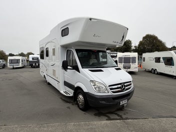 Mercedes-Benz Sprinter photo 1