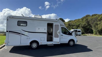 2024 Etrusco T6.9SF 4 Berth photo 1