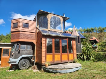 Castle House Truck photo 1