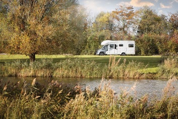 2025 Auto-Trail Imala 736 U-shaped lounge photo 2