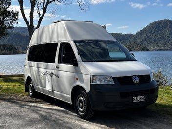 2006 VW Transporter Campervan 2.0 Petrol Manual photo 1
