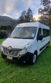 2019 Renault Master Campervan photo 2