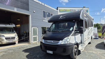 2008 Iveco Daily Sunliner Sunrise photo 1