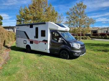 2026 Ford Pilote Atlas A690G Limited Edition photo 1