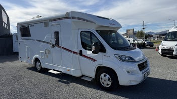 2018 Dethleffs Trend T7057EB - Rear single beds photo 1