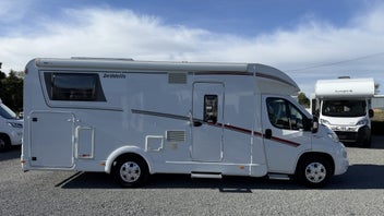 2018 Dethleffs Trend T7057EB - Rear single beds photo 2