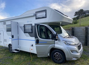 2022 Fiat Sunliving A70DK 7 Berth photo 2