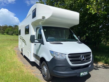 2022 Talvor Euro Deluxe 6 Berth photo 1
