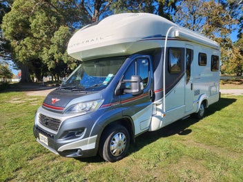 2018 Auto-Trail Imala 720 - 4-Berth photo 1