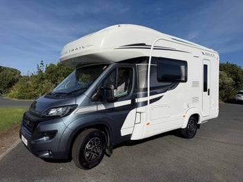 2025 Auto-Trail Imala 615 photo 1