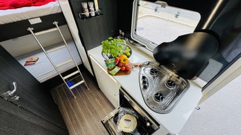 2023 Roller Team Zefiro 675 6 Berth photo 2