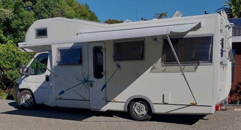 FIAT DUCATO MOTORHOME 7.3M long 4 berth photo 2