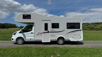 2023 Roller Team Auto Roller 746 5 Berth photo 2