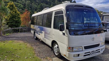 Toyota Coaster Motor Home photo 2