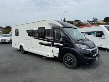2018 Swift Bessacarr 599 Island Bed Motorhome photo 2
