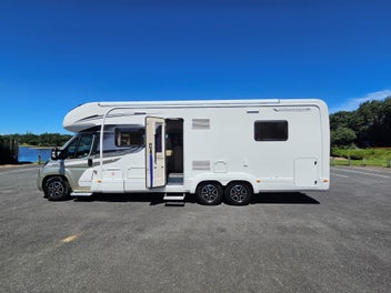 2021 Auto-Trail Frontier Comanche photo 2