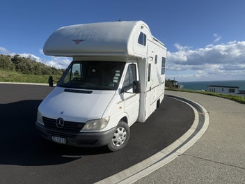 Mercedes Sprinter 2000 Campervan photo 2