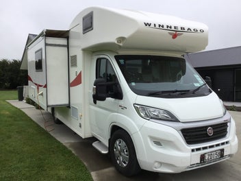 Winneabago Whitehaven 2019 photo 2
